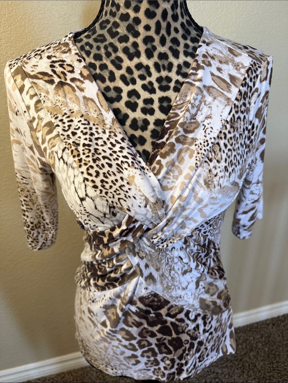 Cable & Gauge Beige and Brown Animal Print V-Neck top - Picture 2 of 6